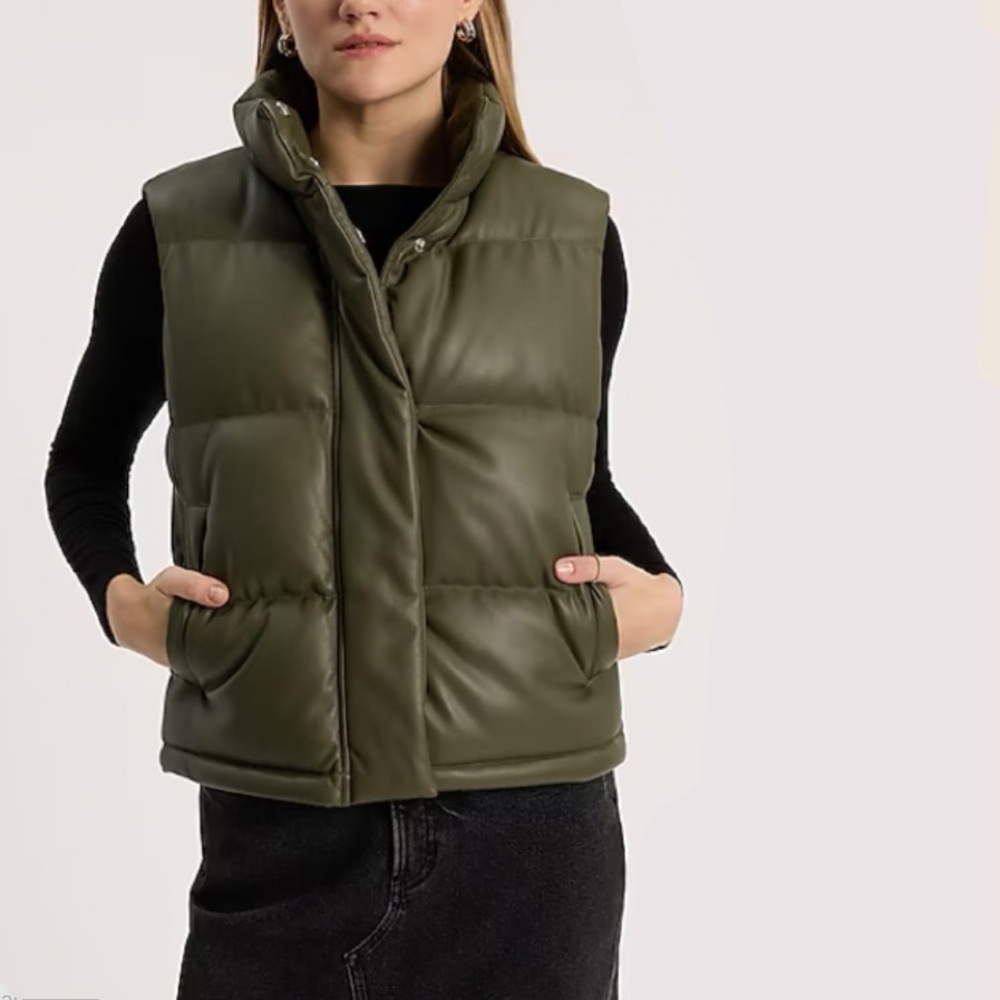Express Faux Leather Cropped Puffer Vest (new with tags)